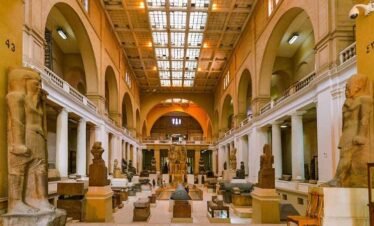 Egyptian Museum and Giza Pyramids Tour